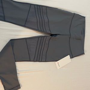 Lululemon Gray leggings with mesh